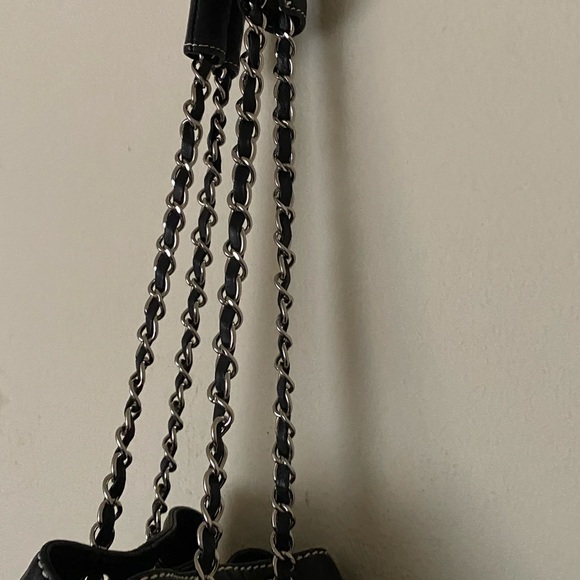 🖤 HP🎉Chanel Bucket Lambskin Bag - Picture 14 of 16